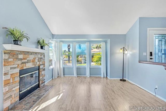 a view of empty room with front door