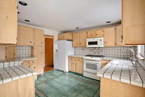 $738,000 | 29 Patricia Road, Sudbury, MA 01776