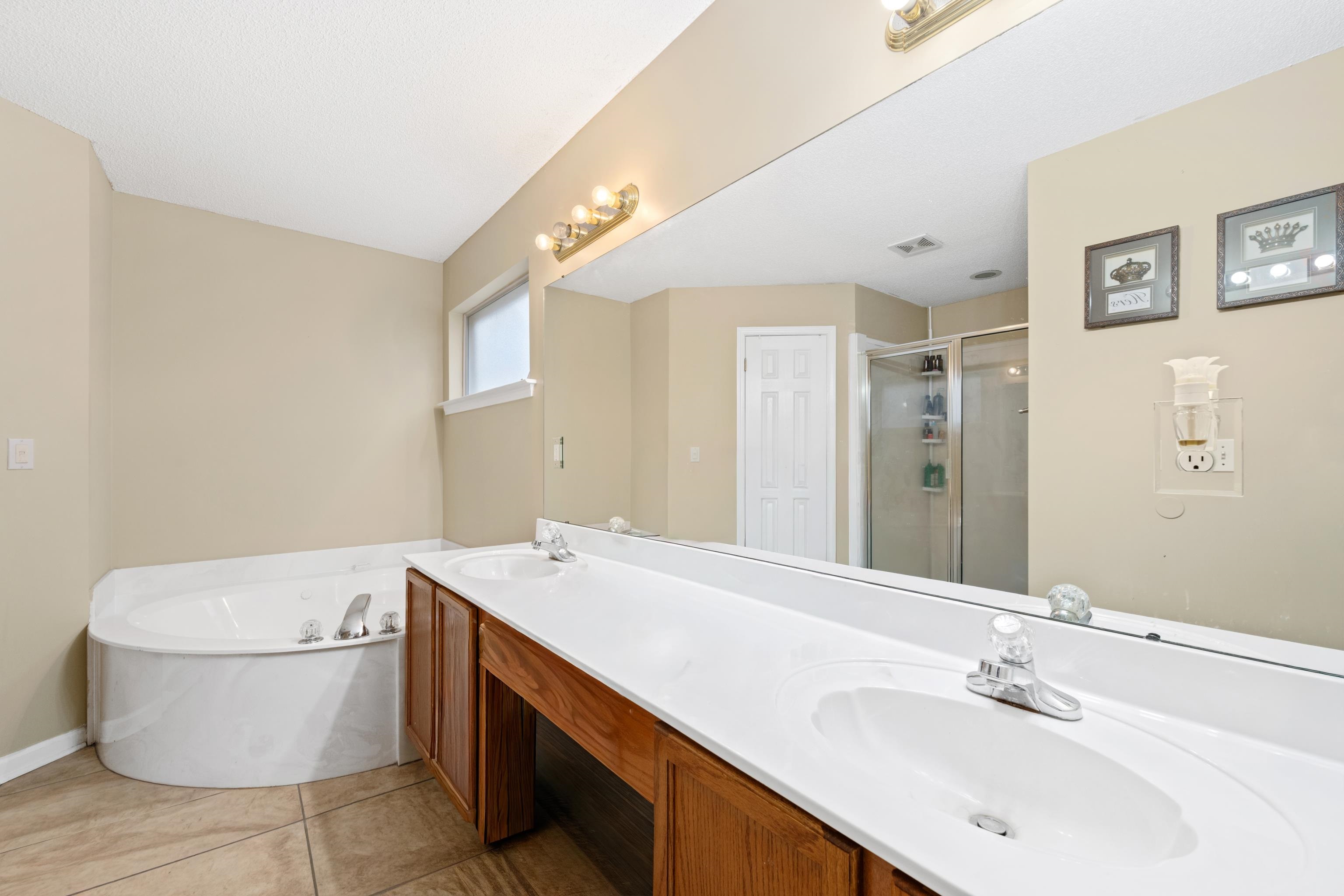 4908 Top Notch Loop Memphis, TN 38125 - Photo 13 of 26 Gallery Image 13