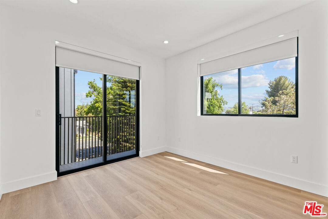 5839 Kester Avenue, Unit 2 Sherman Oaks, CA 91411 - Photo 12 of 17