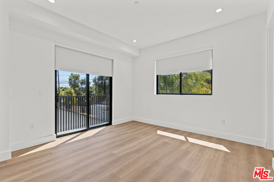 5839 Kester Avenue, Unit 2 Sherman Oaks, CA 91411 - Photo 6 of 17