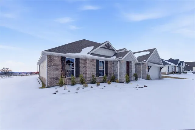 $474,900 | 189 Brandywine Trail, Rhome, TX 76078