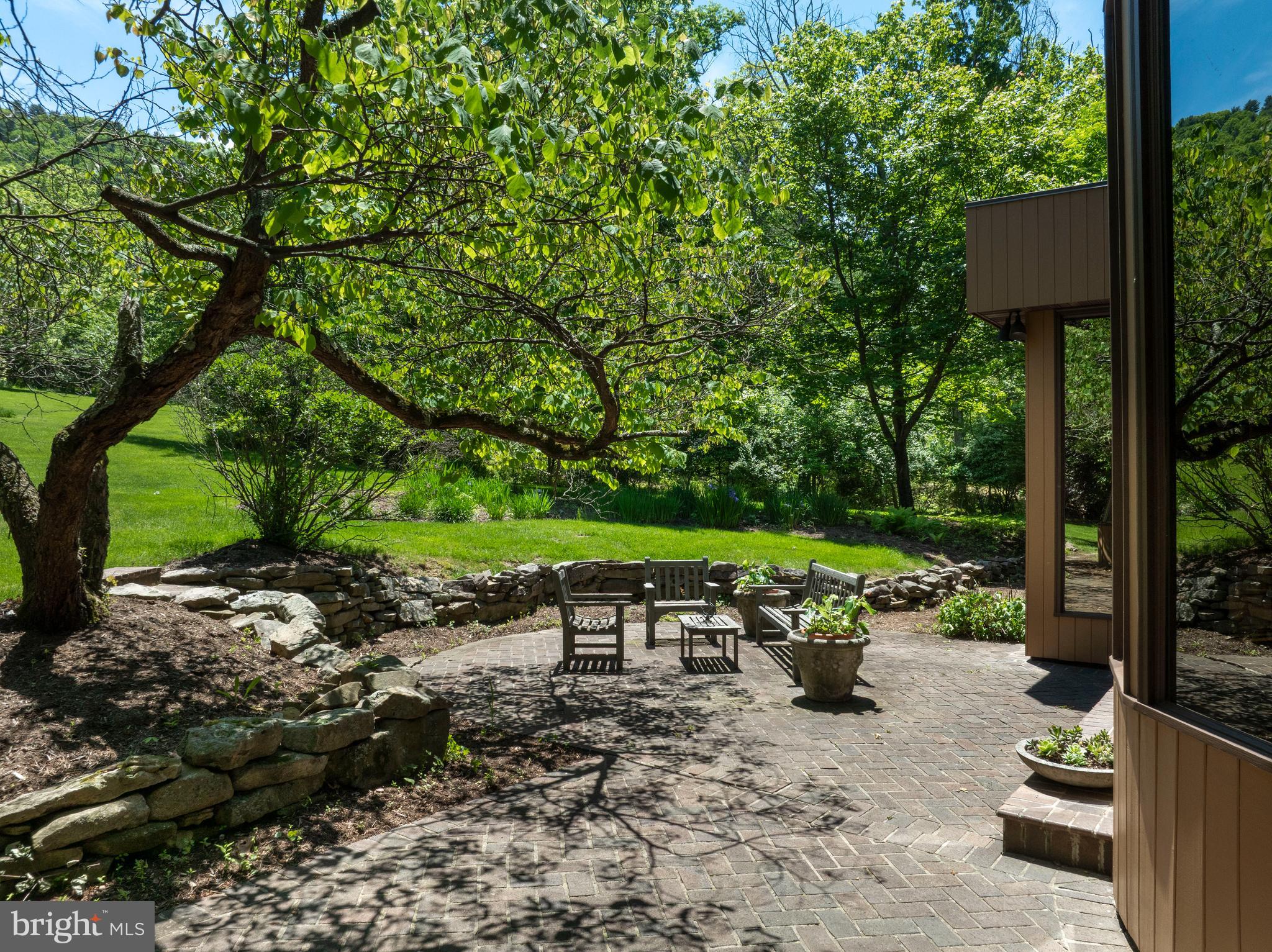 602 Windmill Road Boalsburg, PA 16827 - Photo 7 of 102