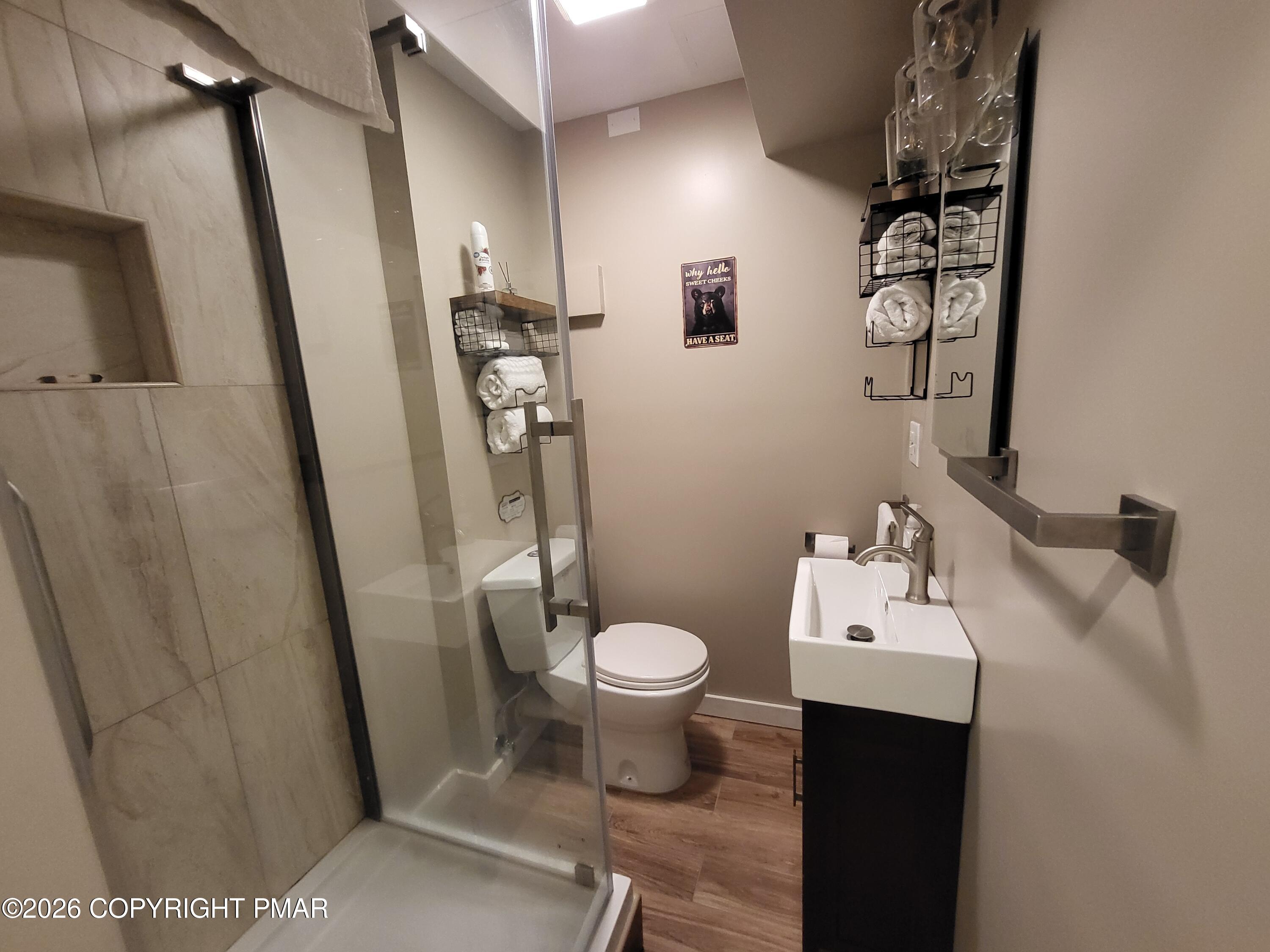 121 Park Court Bushkill, PA 18324 - Photo 40 of 76 1000093339