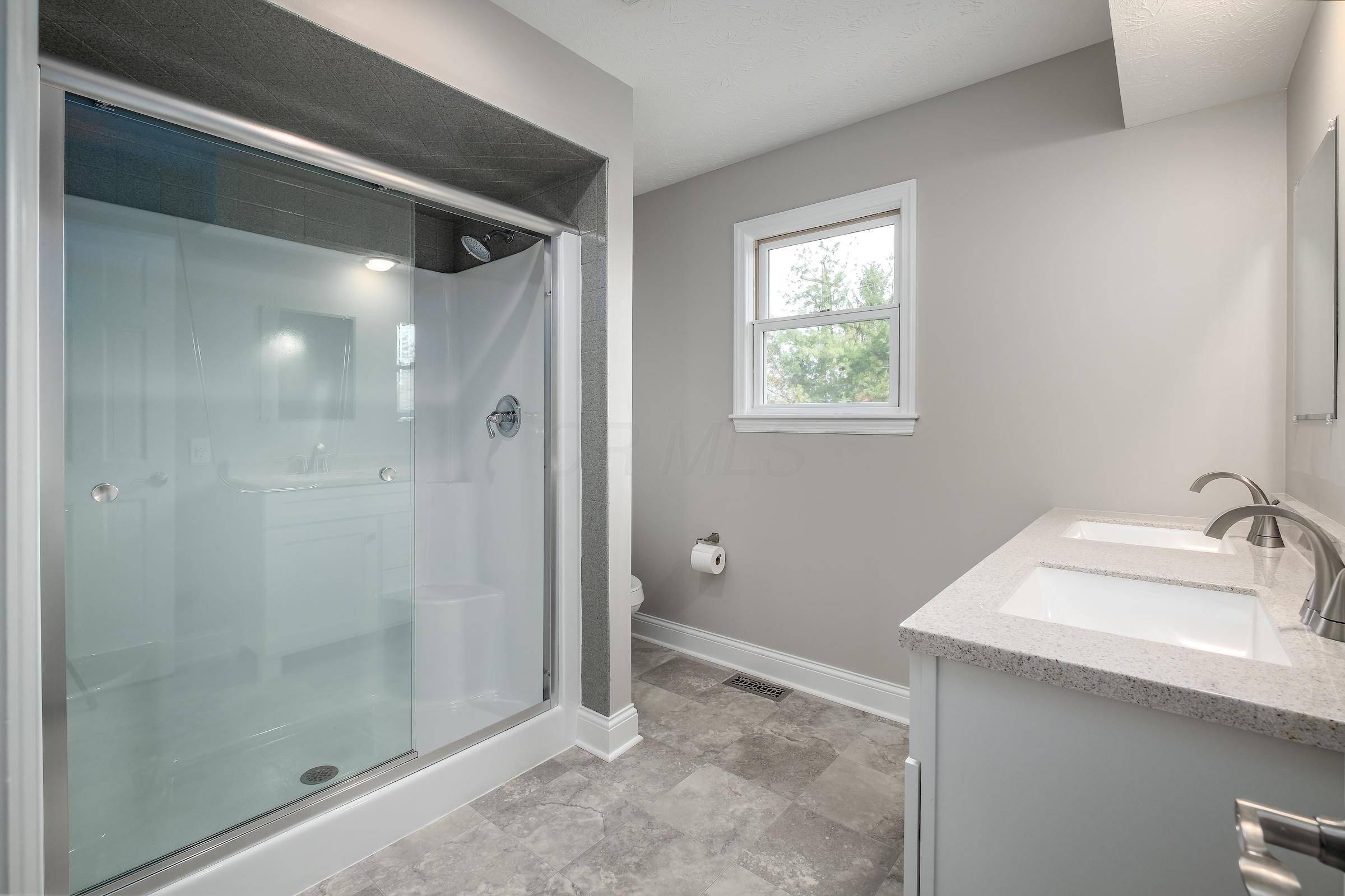 2164 Sandover Road Columbus, OH 43220 - Photo 27 of 32 Gallery Image 27