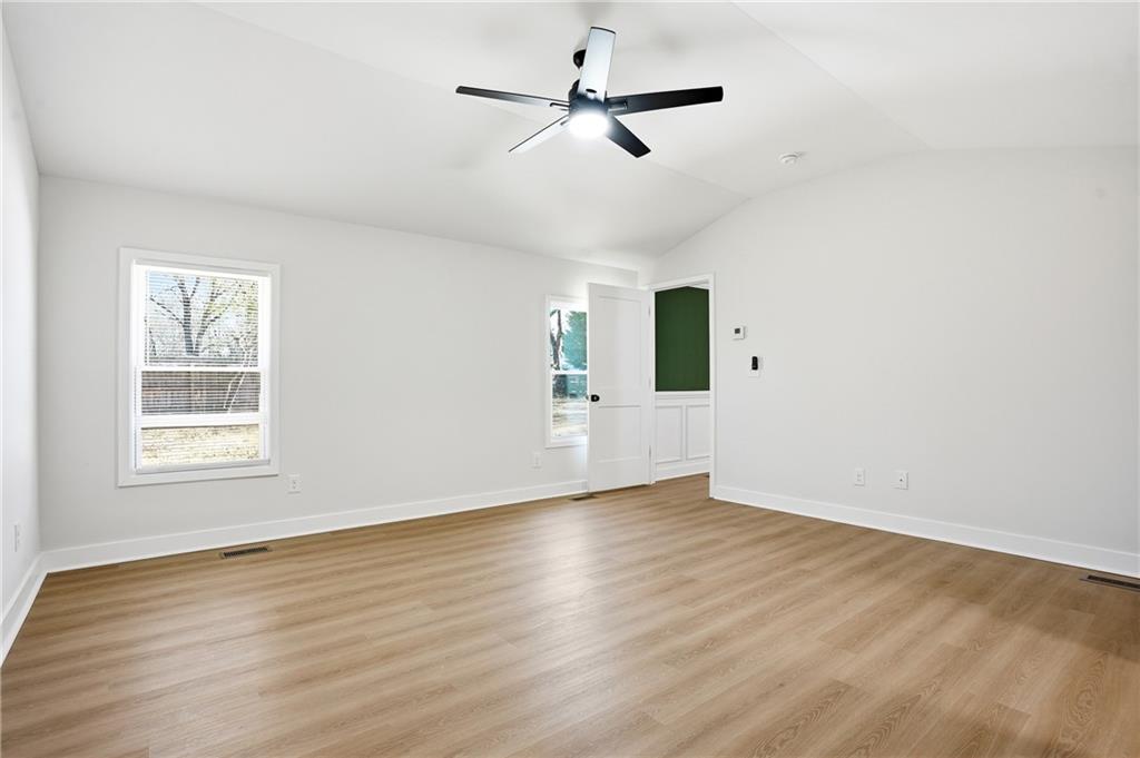 127 Perry Street Loganville, GA 30052 - Photo 13 of 29