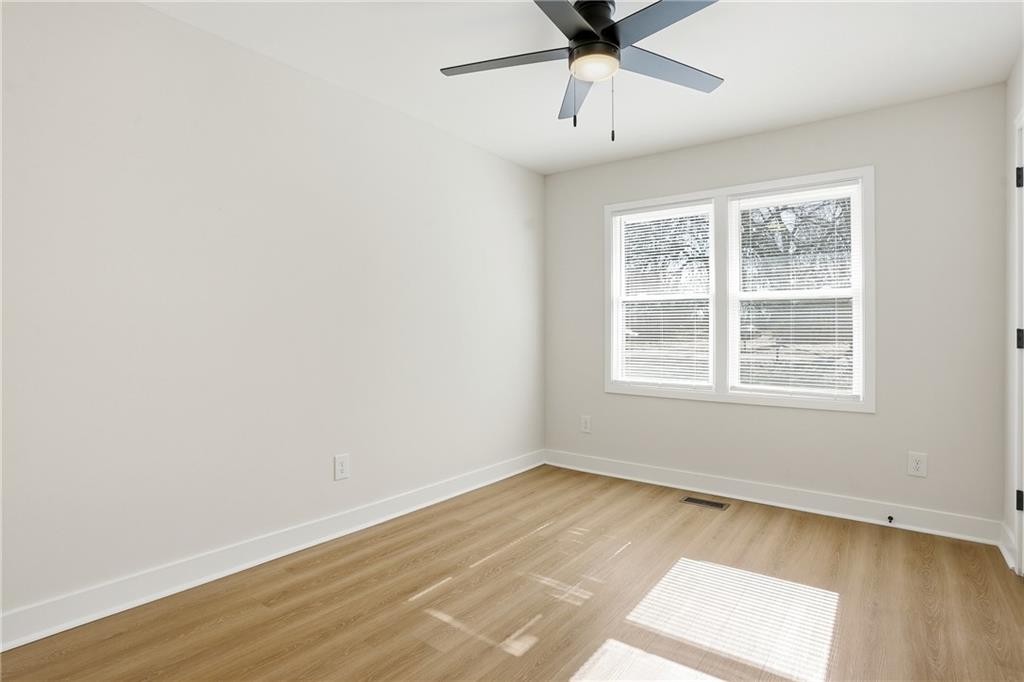 127 Perry Street Loganville, GA 30052 - Photo 15 of 29