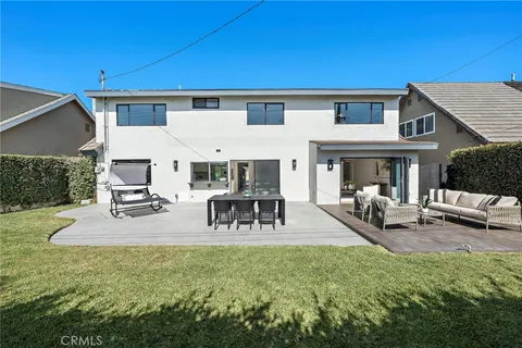 $2,199,000 | 21891 Starfire Lane, Huntington Beach, CA 92646