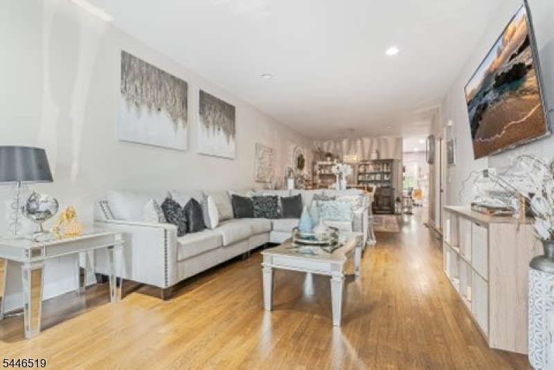 68 Mara Boulevard Sparta, NJ 07871 - Photo 4 of 16