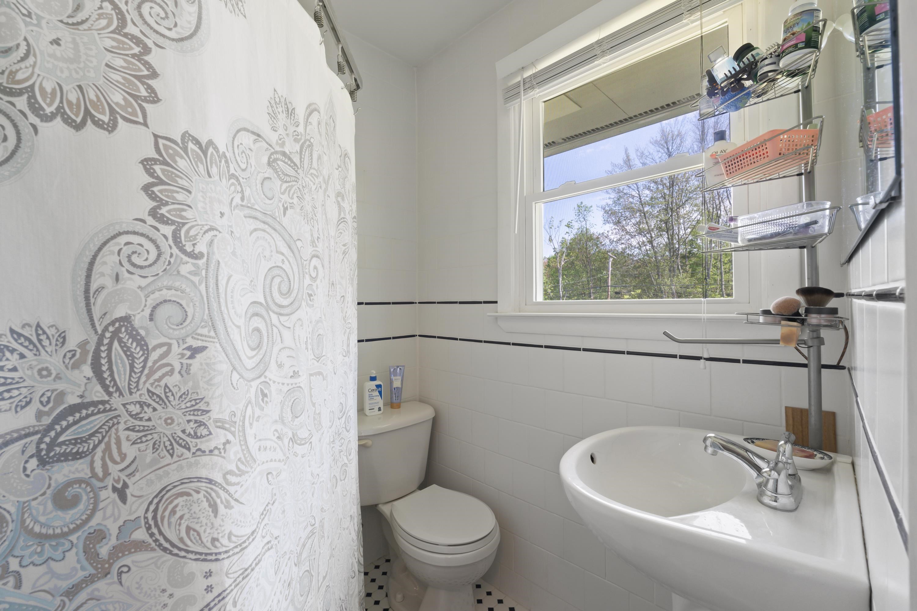 1805 State Road Eliot, ME 03903 - Photo 21 of 35