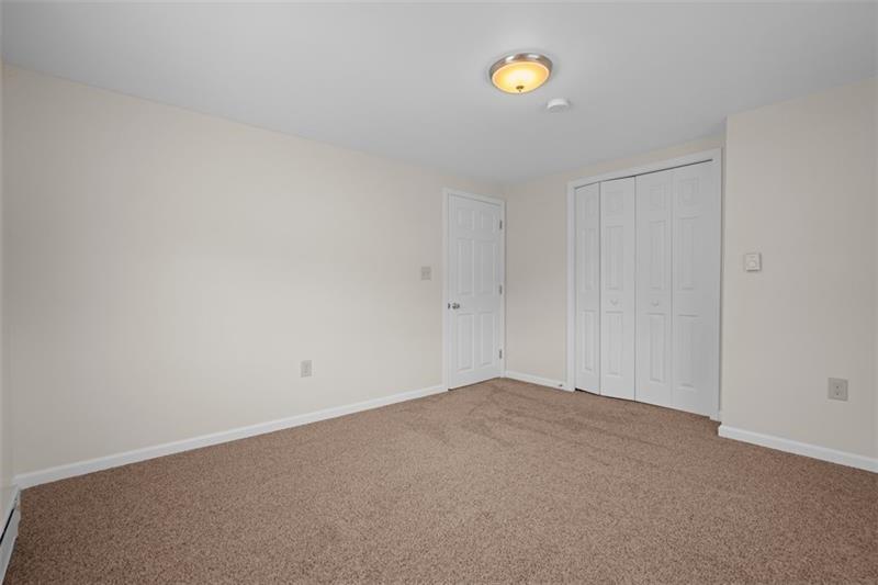 1122 Pittsburgh Road Valencia, PA 16059 - Photo 18 of 25 a view of an empty room