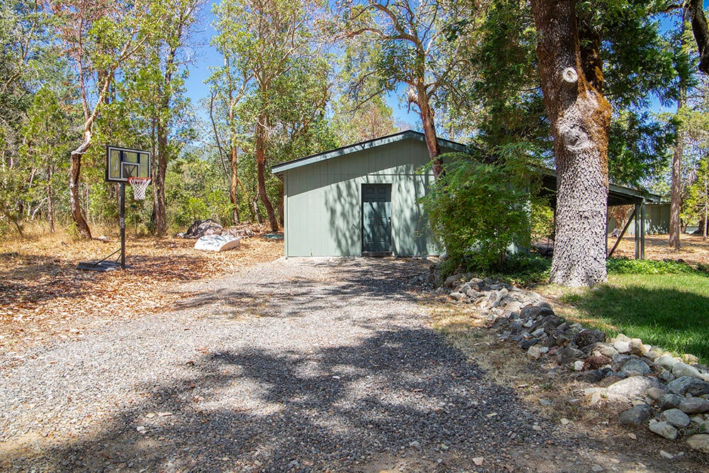 116 Upper Powell Creek Road Williams, OR 97544 - Photo 23 of 48 24