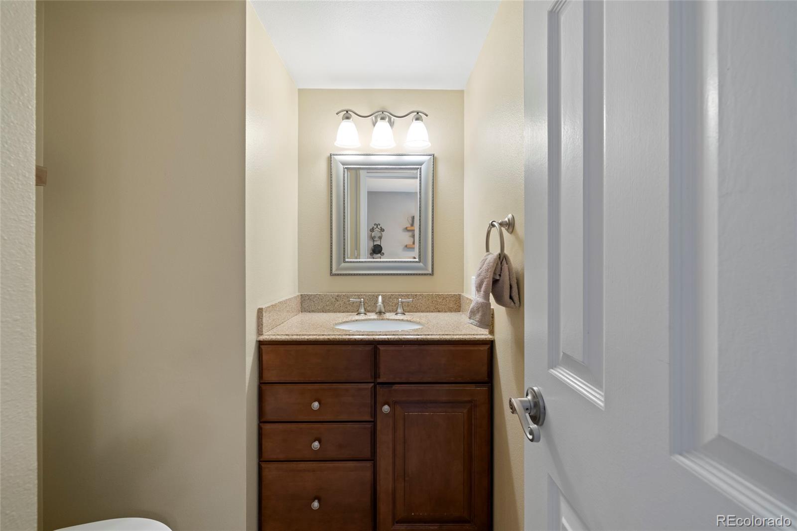 7272 East Appleton Circle Centennial, CO 80112 - Photo 16 of 40