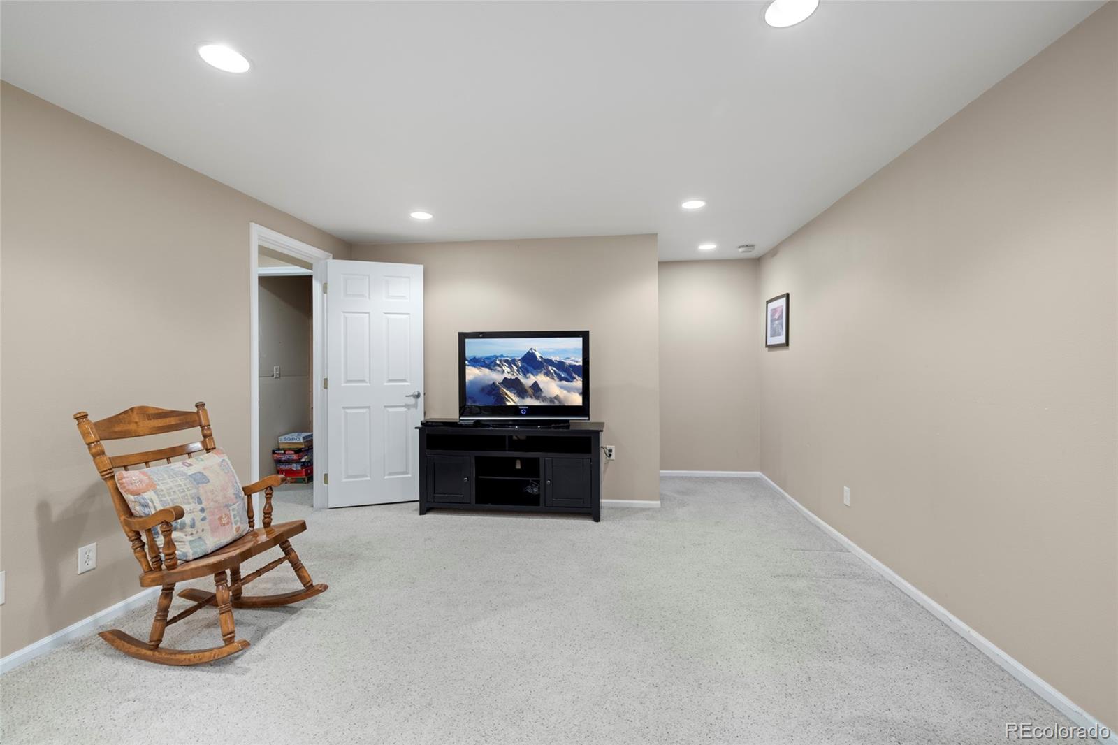 7272 East Appleton Circle Centennial, CO 80112 - Photo 28 of 40