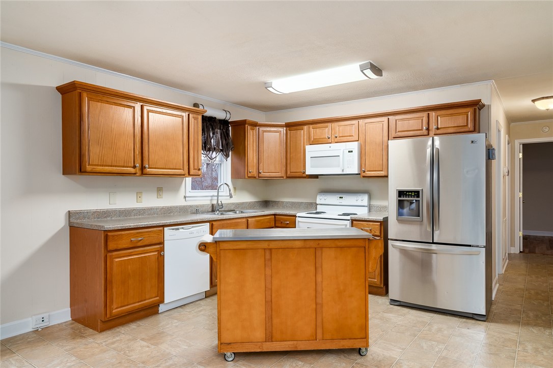 117 State Rd S-37-381 Seneca, SC 29678 - Photo 9 of 39 Gallery Image 9