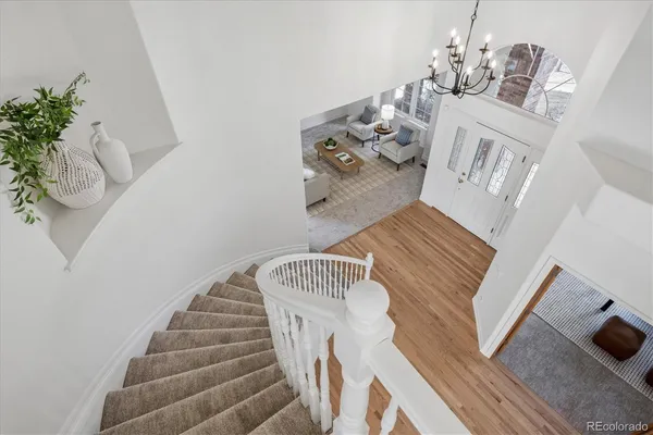 a view of entryway with livingroom