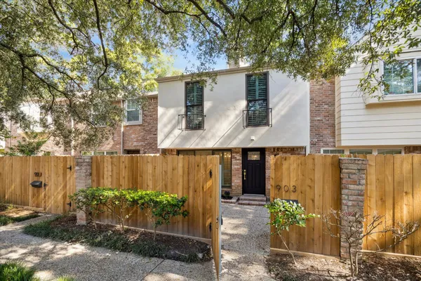$199,999 | 903 Wax Myrtle Lane, Houston, TX 77079