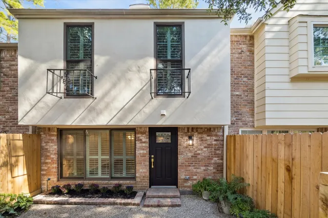 $199,999 | 903 Wax Myrtle Lane, Houston, TX 77079