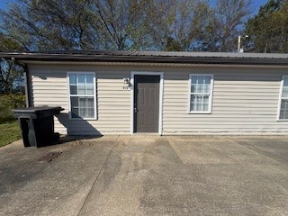 a view of a house with a outdoor space