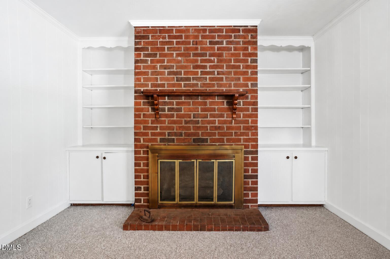 3100 Ridgecrest Drive Rocky Mount, NC 27803 - Photo 8 of 15 family room_fireplaceF