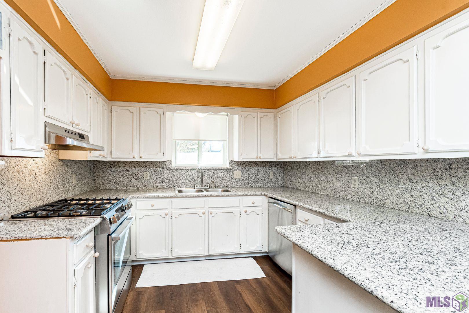 1026 West Tom Stokes Court St. George, LA 70810 - Photo 3 of 10