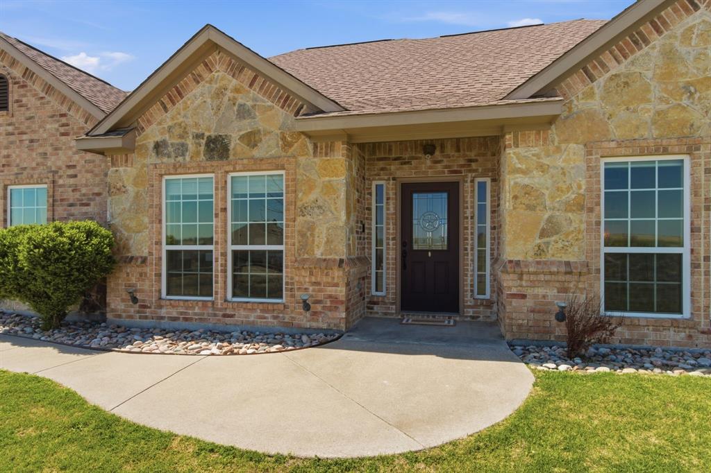 109 Heritage Parkway West Decatur, TX 76234 - Photo 8 of 40