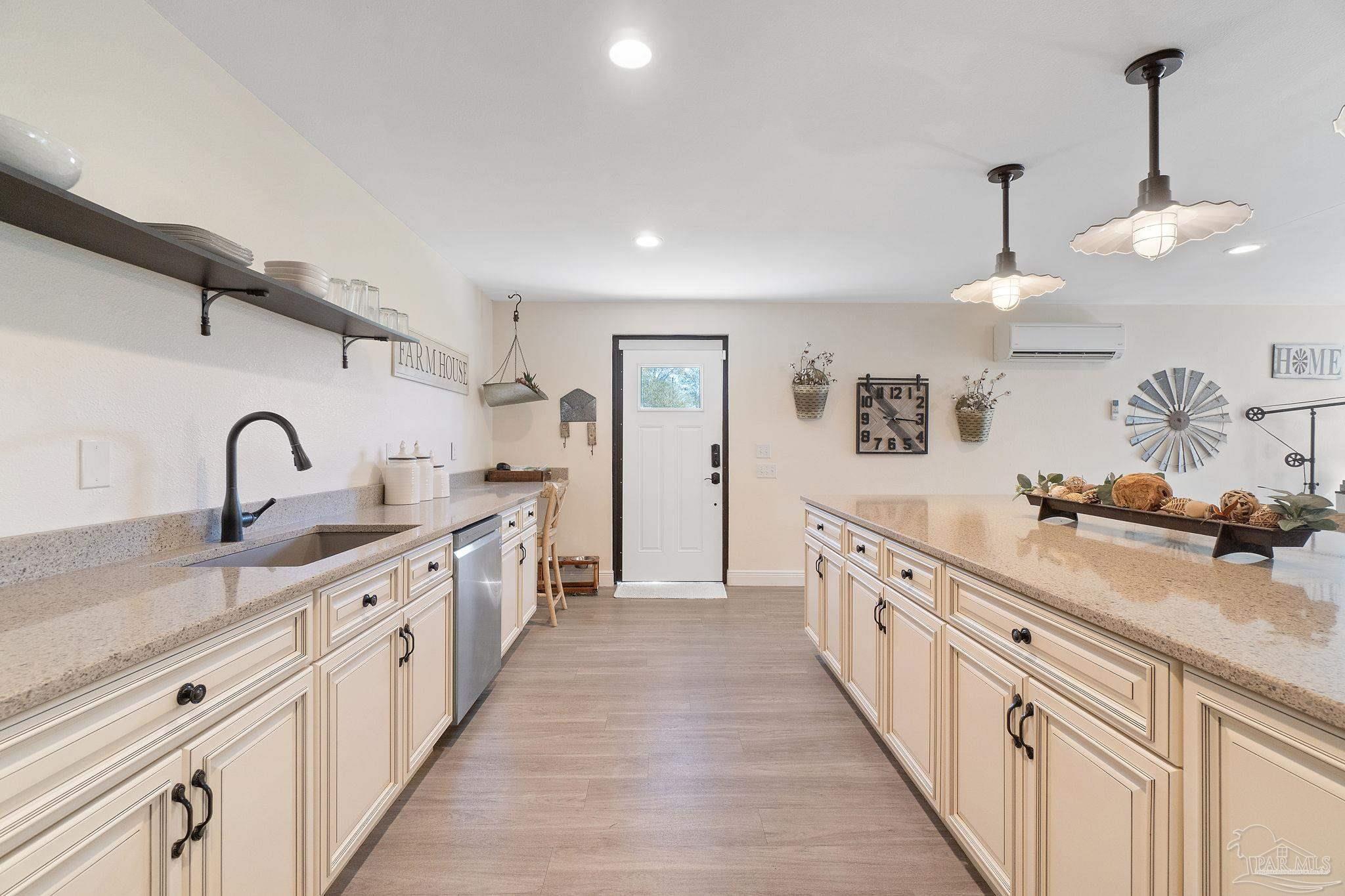 5555 Chalker Road Molino, FL 32577 - Photo 7 of 50 Gallery Image 7