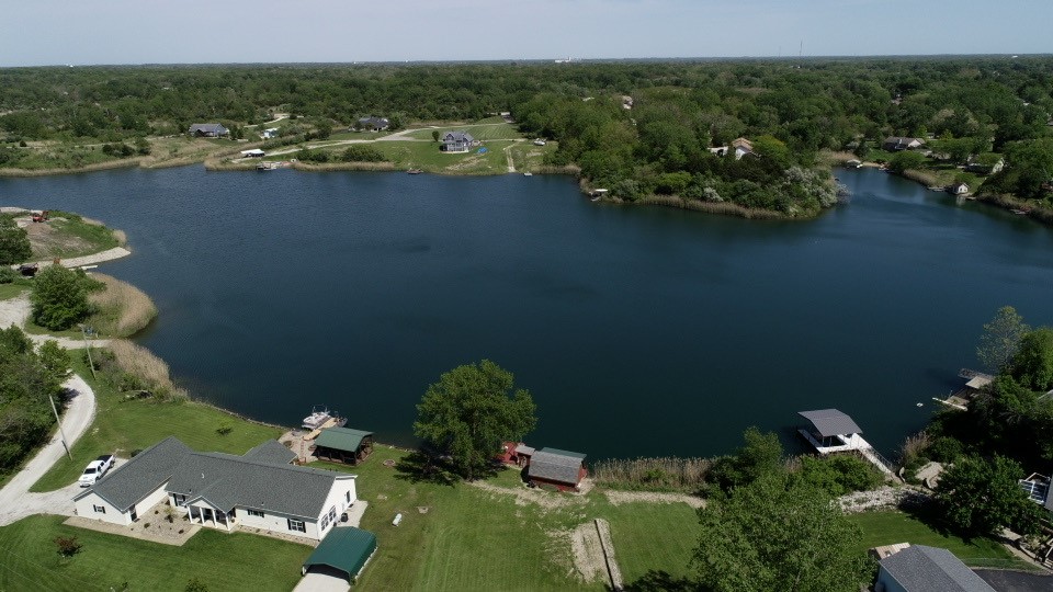 402 North End Road Oakwood, IL 61858 - Photo 20 of 23
