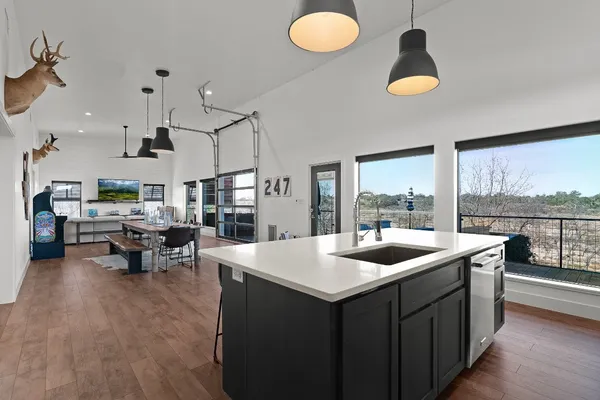 $1,049,000 | 247 Diamond Cross Drive, Llano, TX 78643