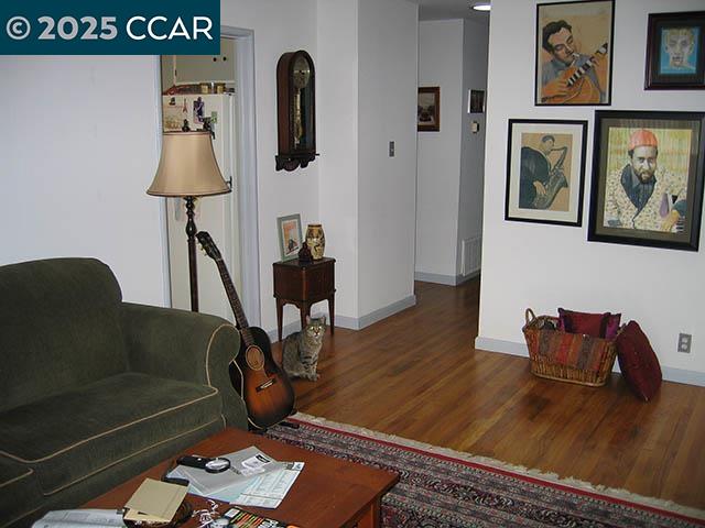 362 Summit Court Pinole, CA 94564 - Photo 6 of 57