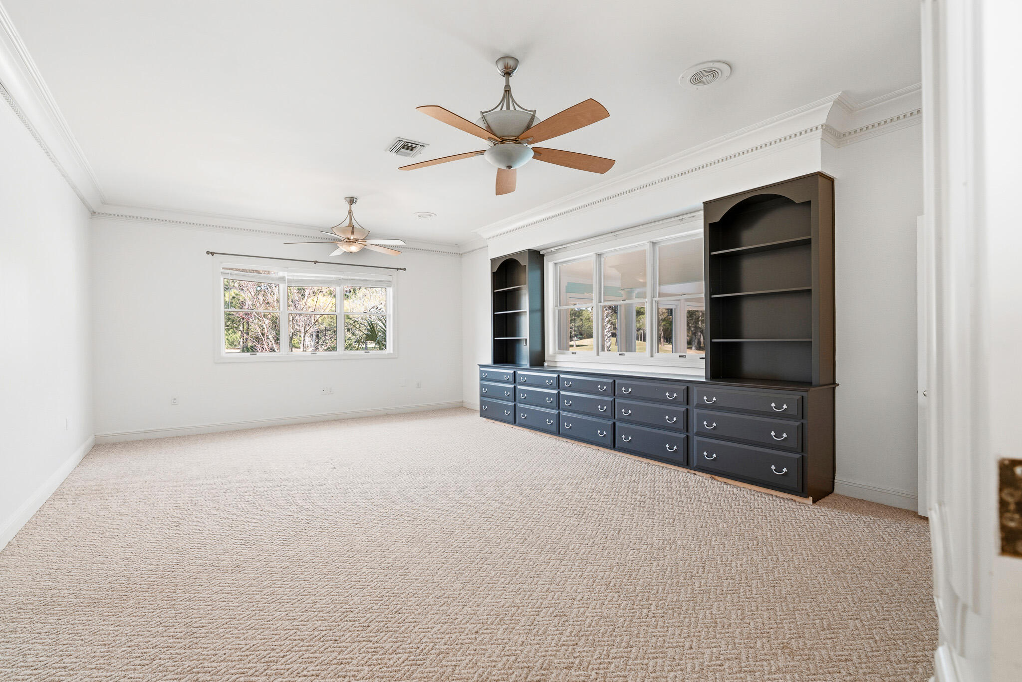 8 Weekewachee Circle Destin, FL 32541 - Photo 25 of 55 a room with furniture and a window
