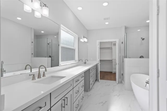 $379,000 | 303 Kalmer Street, Pasadena, TX 77502