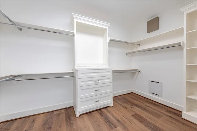 $379,000 | 303 Kalmer Street, Pasadena, TX 77502