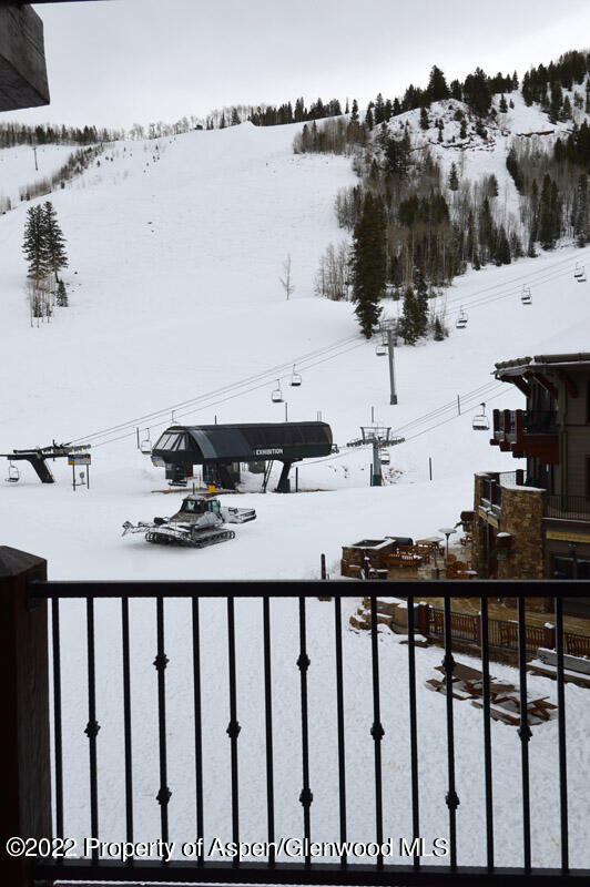 75 Prospector Road, Unit 841012 Aspen, CO 81611 - Photo 22 of 43 a bathroom with a sink and a mirror