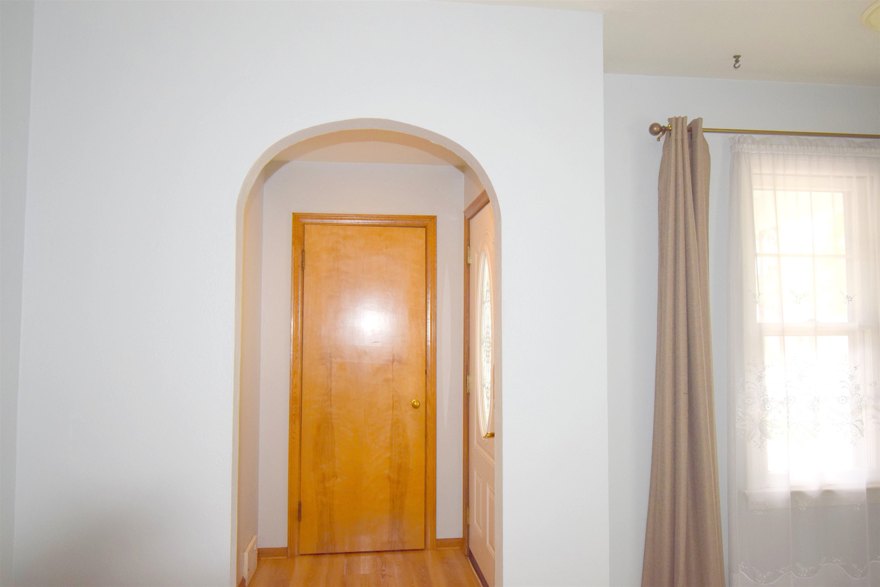 301 John R Street Clare, MI 48617 - Photo 8 of 69 1926622-9ec22d3f-d59d-4784-945a-1eeee848dfbd.JPG