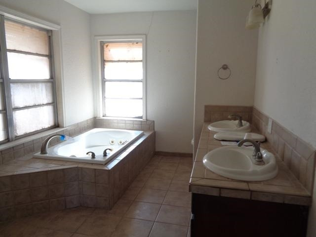 1420 Watts Street Ralls, TX 79357 - Photo 7 of 13 Photo 7