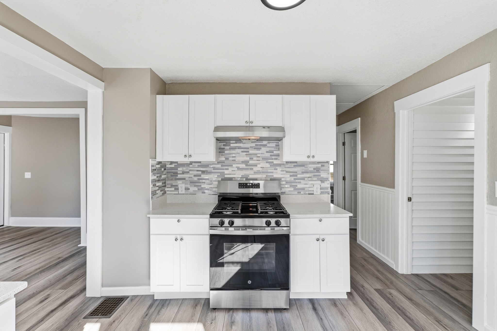 195 Jasper Street Springfield, MA 01109 - Photo 11 of 31 Gallery Image 11