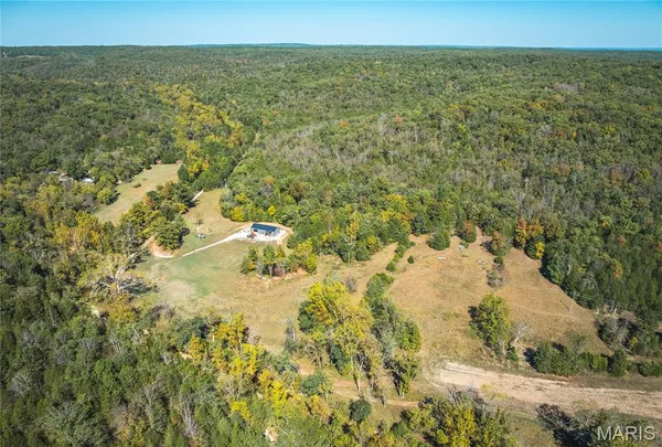 $1,000,000 | 0 Clear Creek Road, Richwoods, MO 63071