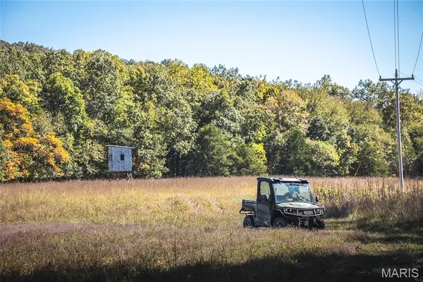 $1,000,000 | 0 Clear Creek Road, Richwoods, MO 63071