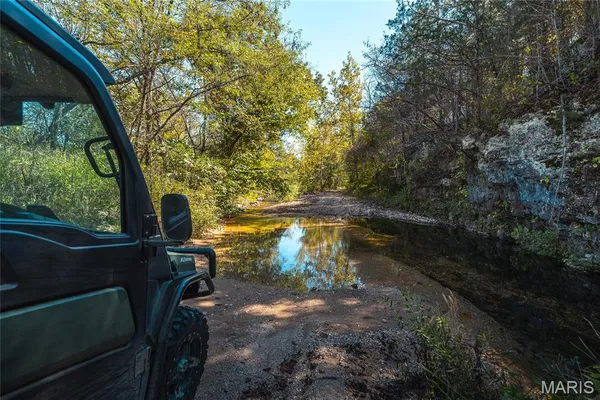 $1,000,000 | 0 Clear Creek Road, Richwoods, MO 63071