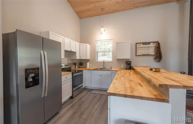 $1,200,000 | 0 Clear Creek Road, Richwoods, MO 63071