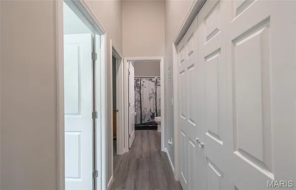 $1,000,000 | 0 Clear Creek Road, Richwoods, MO 63071