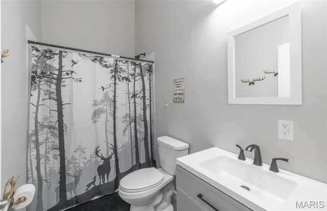 $1,200,000 | 0 Clear Creek Road, Richwoods, MO 63071