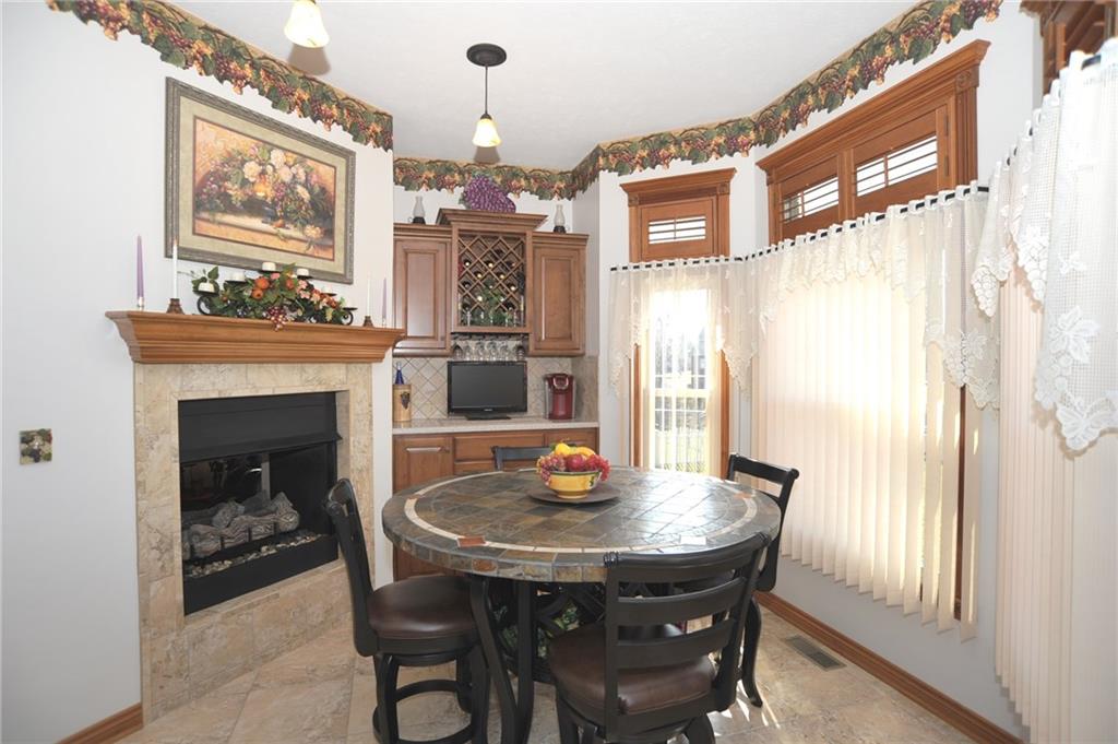 6595 Ridgeview Court Mooresville, IN 46158 - Photo 6 of 22 Gallery Image 6