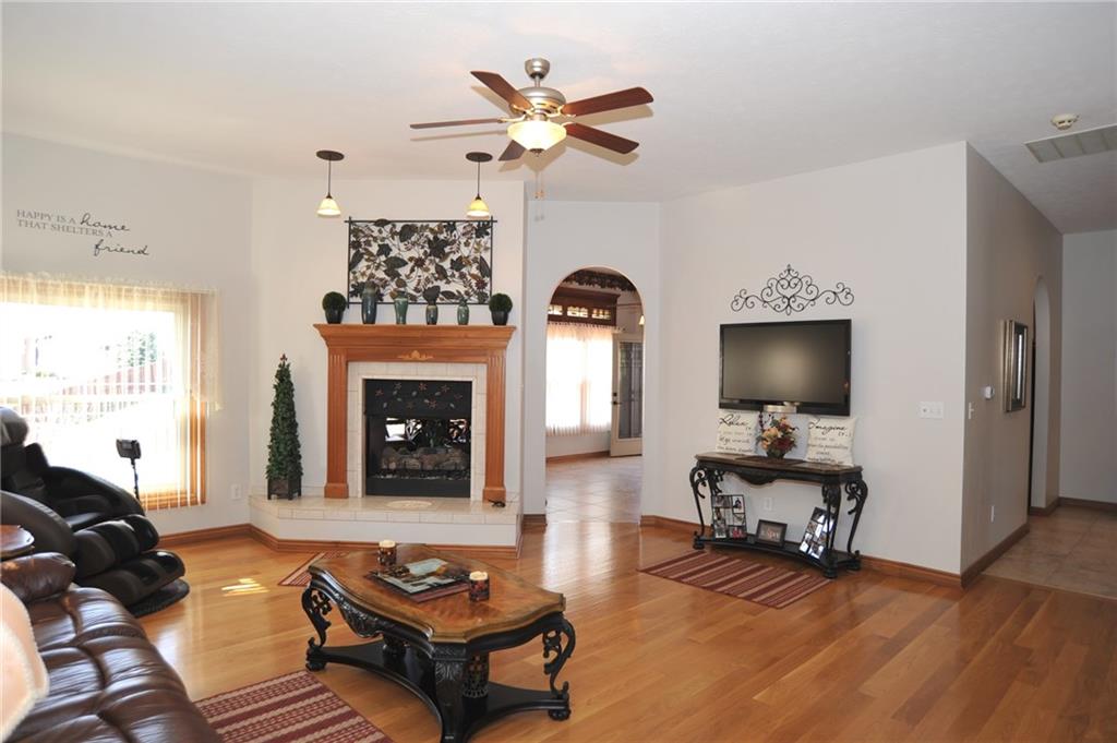 6595 Ridgeview Court Mooresville, IN 46158 - Photo 7 of 22 Gallery Image 7