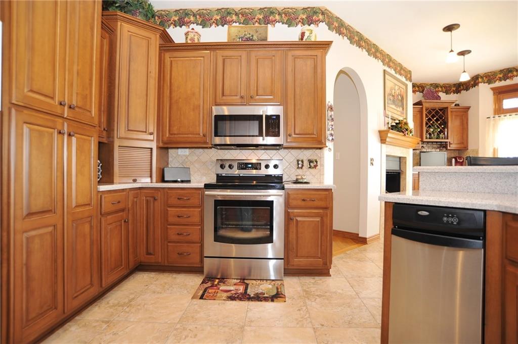 6595 Ridgeview Court Mooresville, IN 46158 - Photo 9 of 22 Gallery Image 9