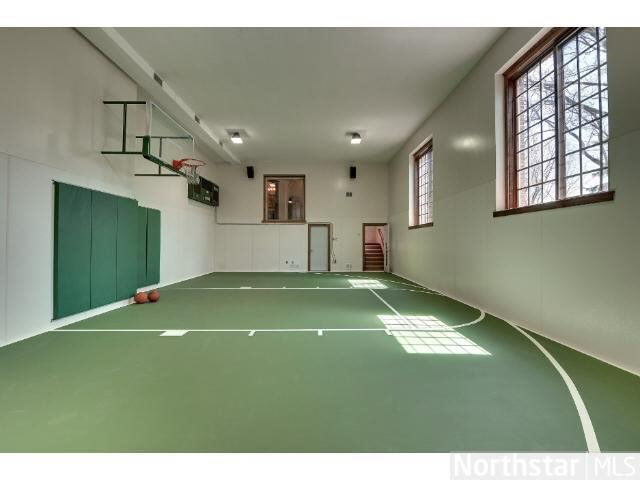 7021 Antrim Road Edina, MN 55439 - Photo 16 of 18