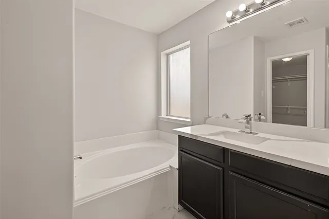 $293,000 | 71 North Forrest Avenue, La Porte, TX 77571