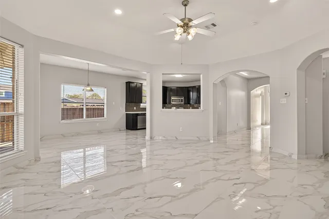 $293,000 | 71 North Forrest Avenue, La Porte, TX 77571