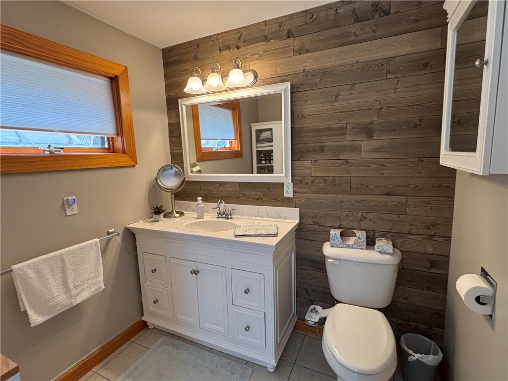 179 Sparrowhawk Lake Road Maryland, NY 12155 - Photo 20 of 49 Primary bathroom